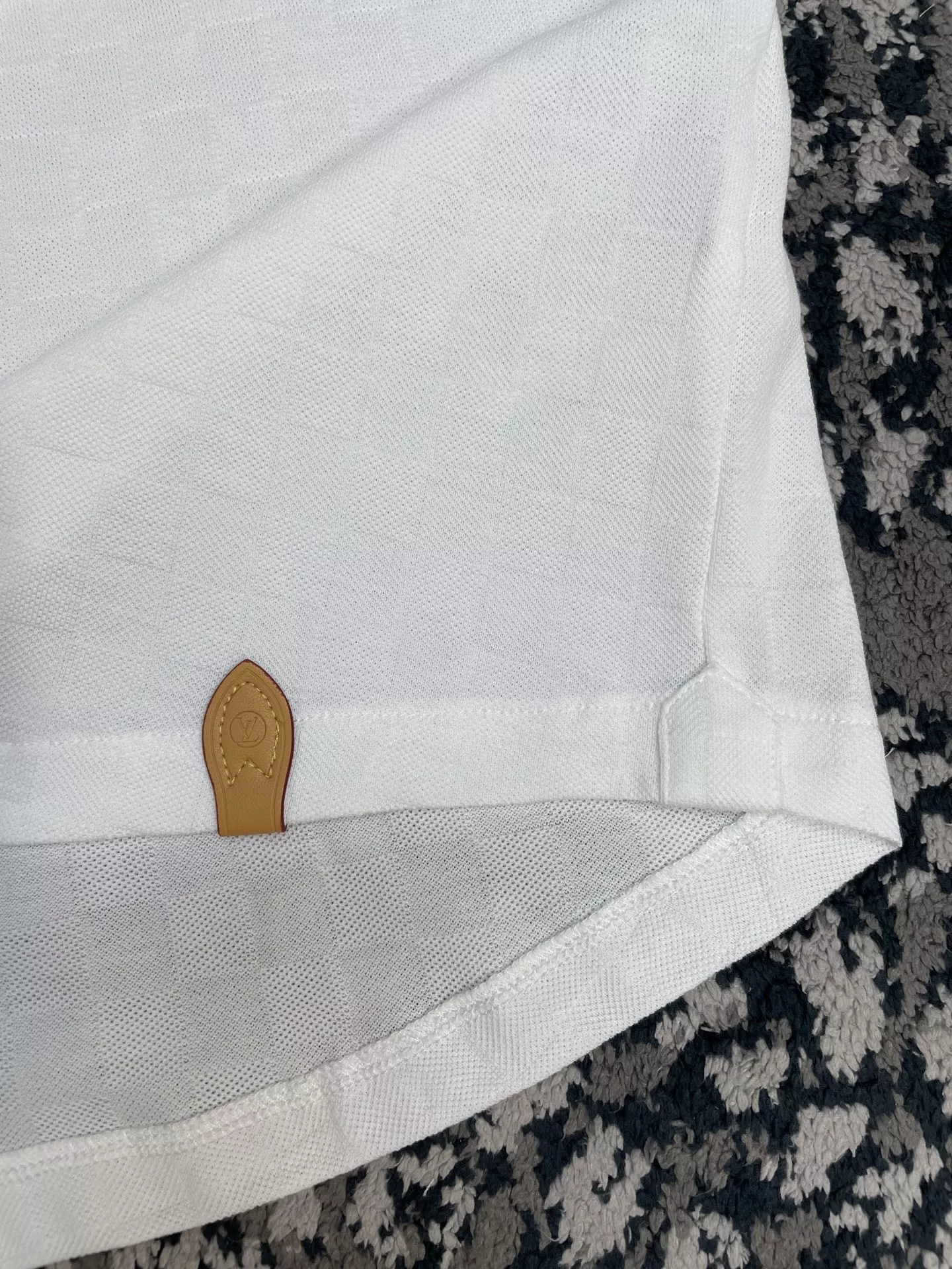 루이비통 체커파우데 자카드 크롭 폴로 반소매 상세 이미지 7