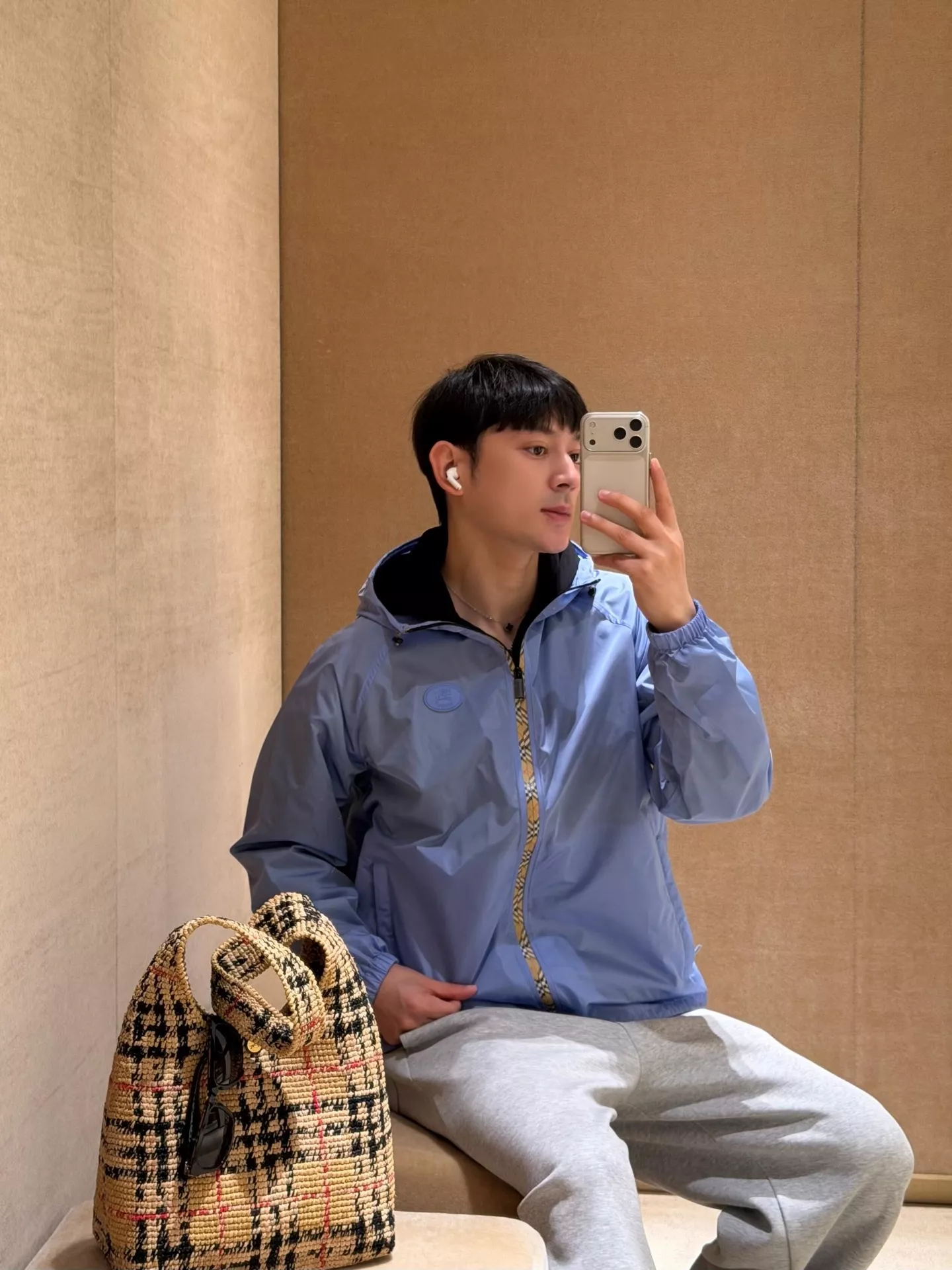버버리 체크 장식 나일론 후드 아우터 상세 이미지 47