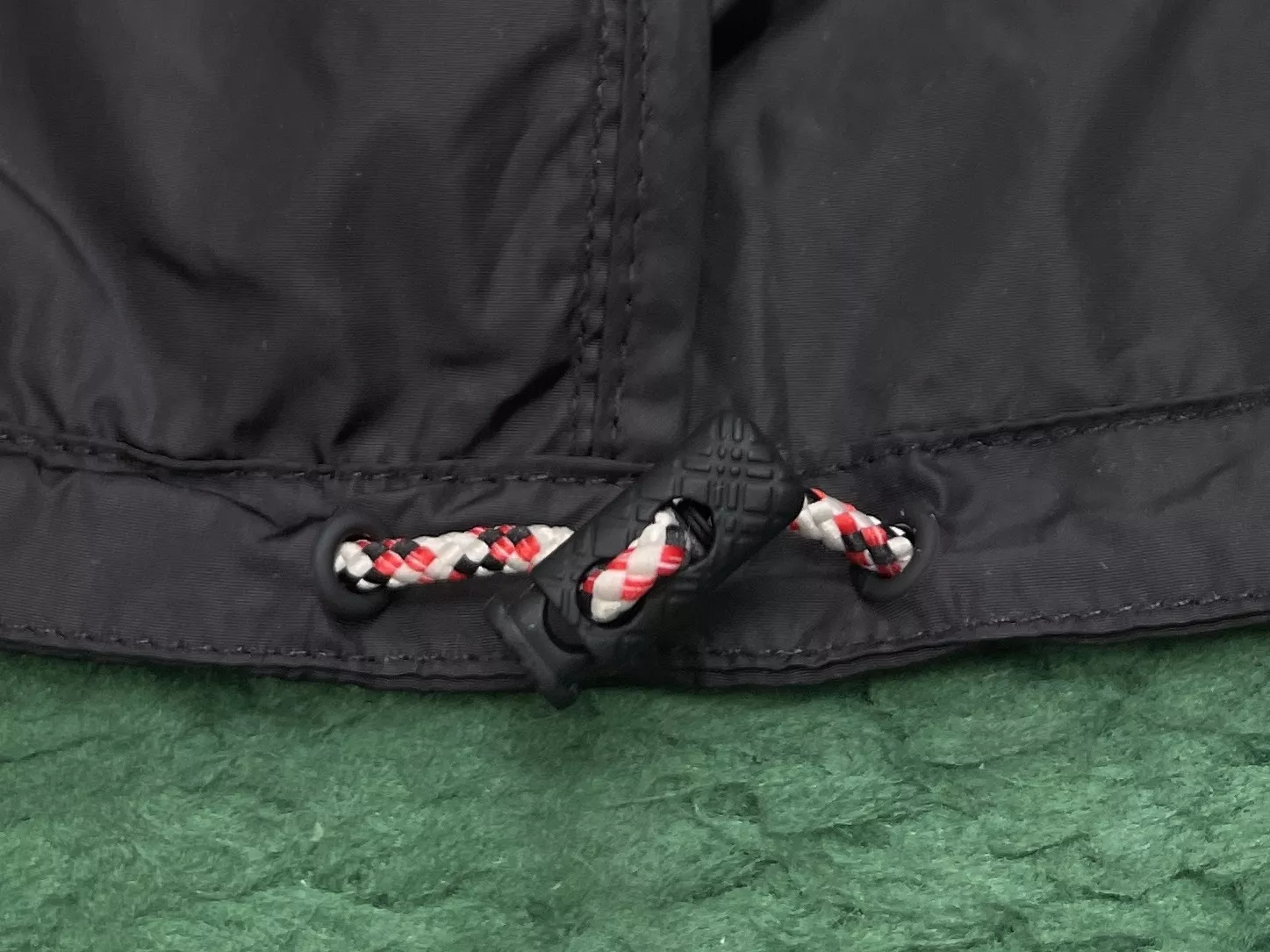 버버리 체크 장식 나일론 후드 아우터 상세 이미지 11