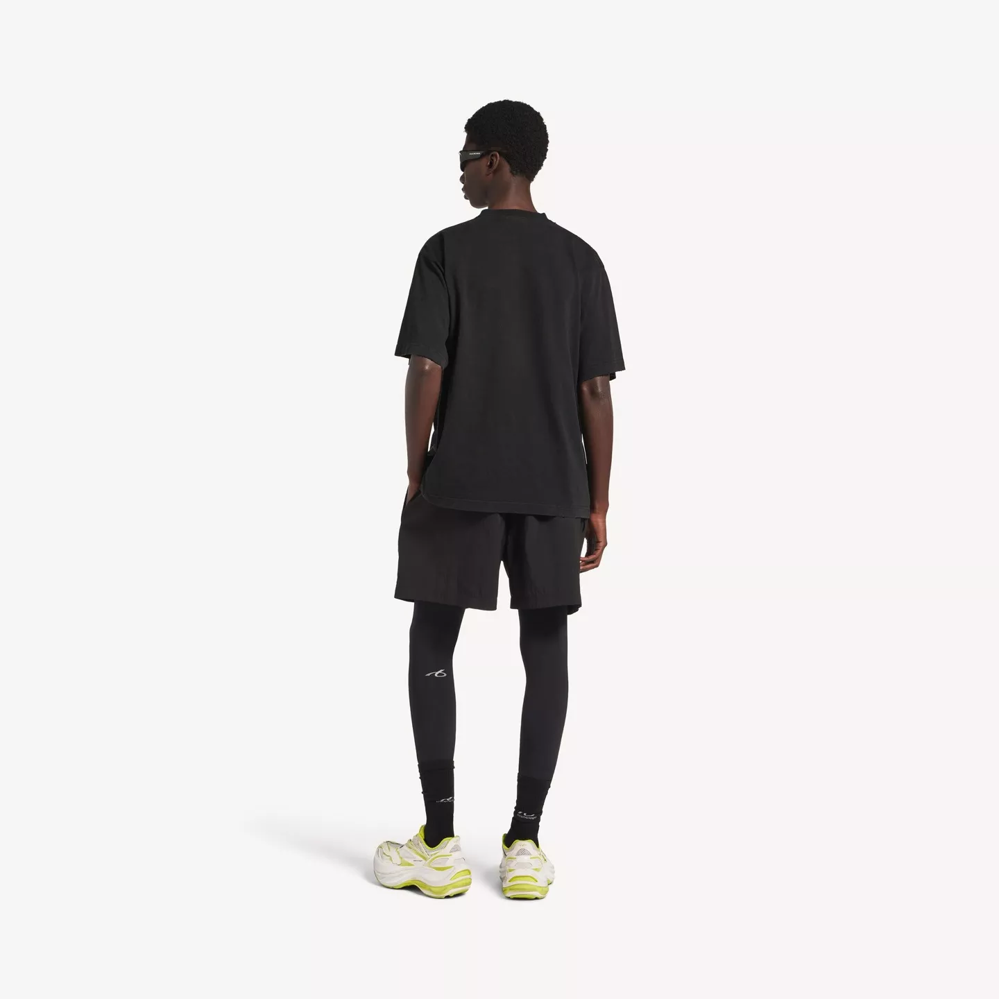 발렌시아가 더 어드레스 중판형 티셔츠 상세 이미지 13