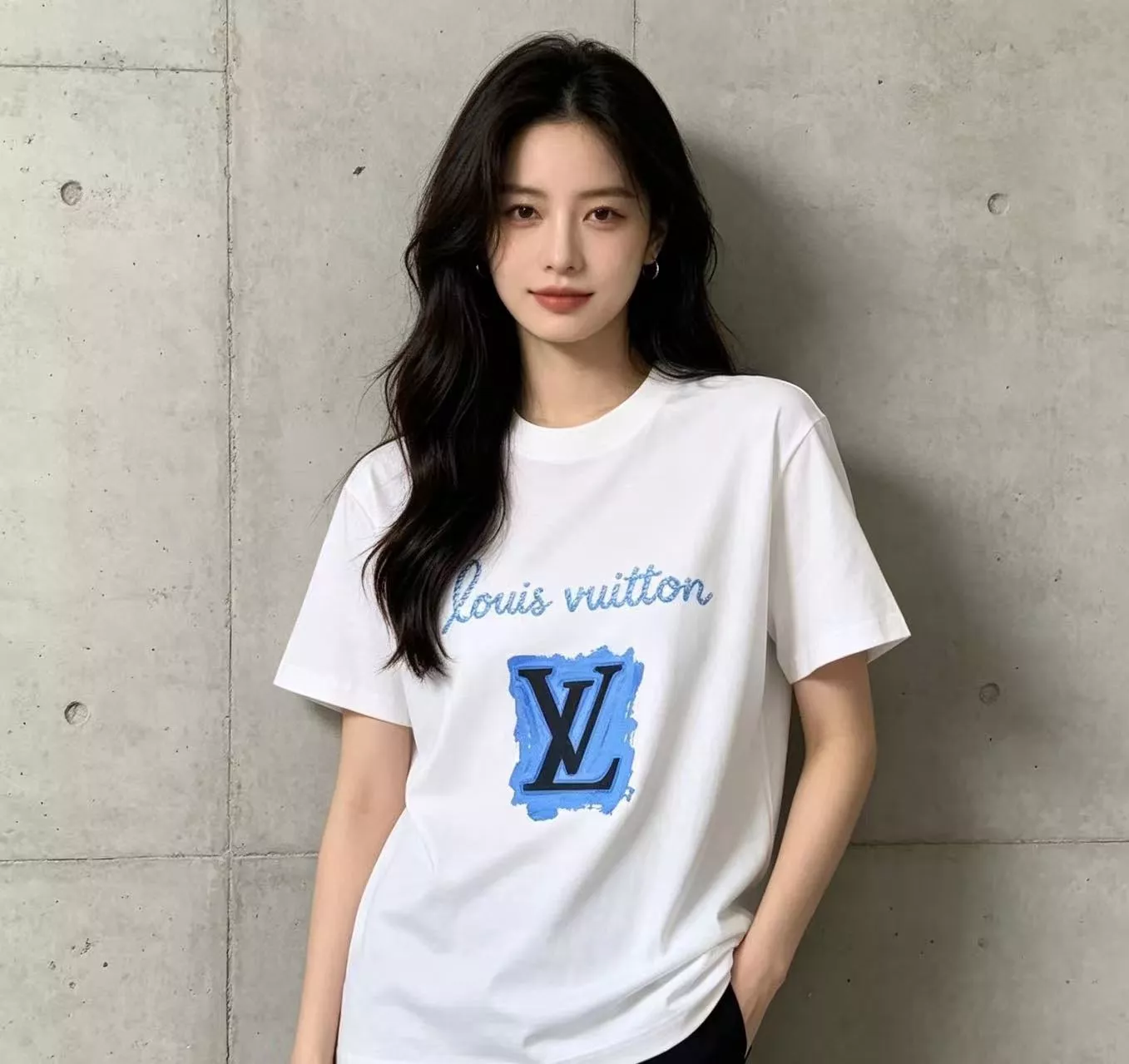 루이비통 블루 드로잉 로고 프린트 반팔 상세 이미지 13