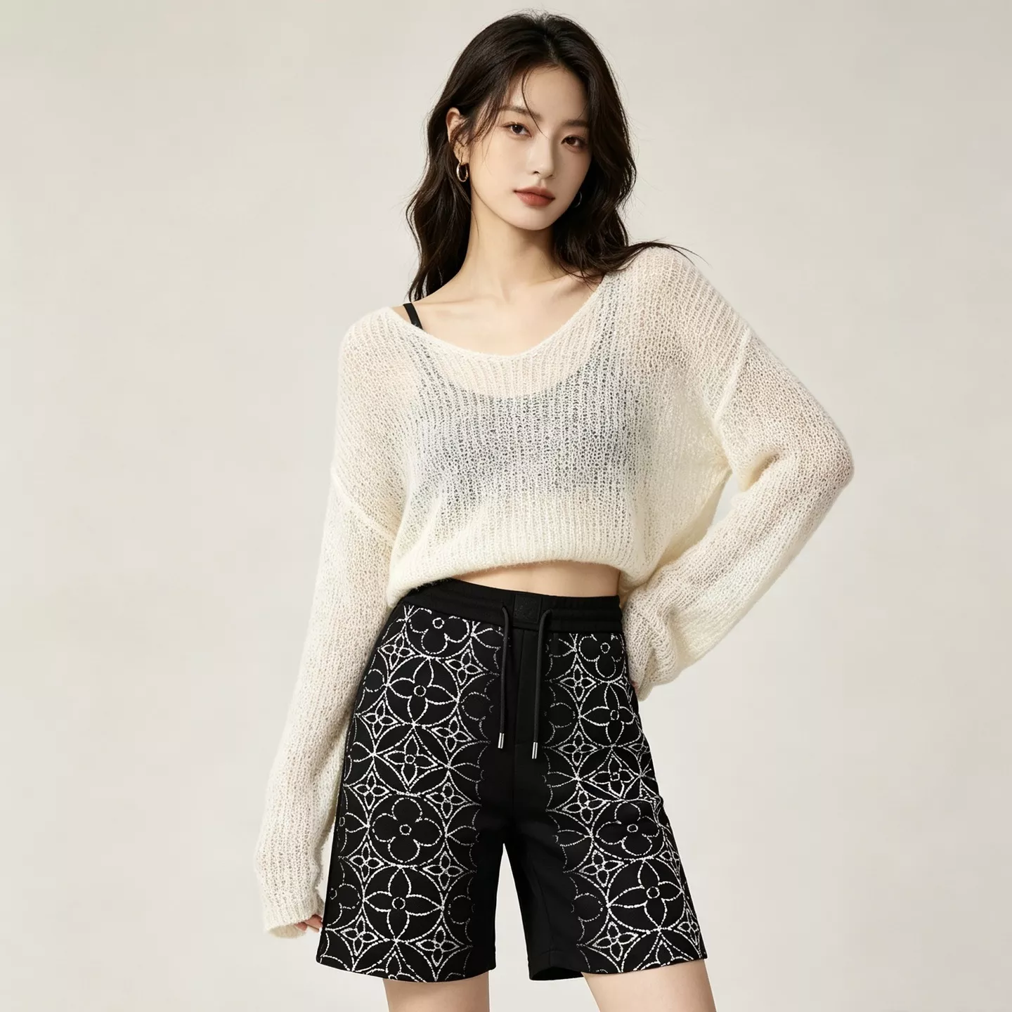 루이비통 바랜 모노그램 프린트 쇼츠 상세 이미지 15