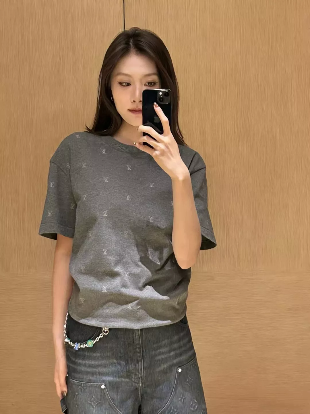 루이비통 올오버 자카드 반팔 니트 상세 이미지 11