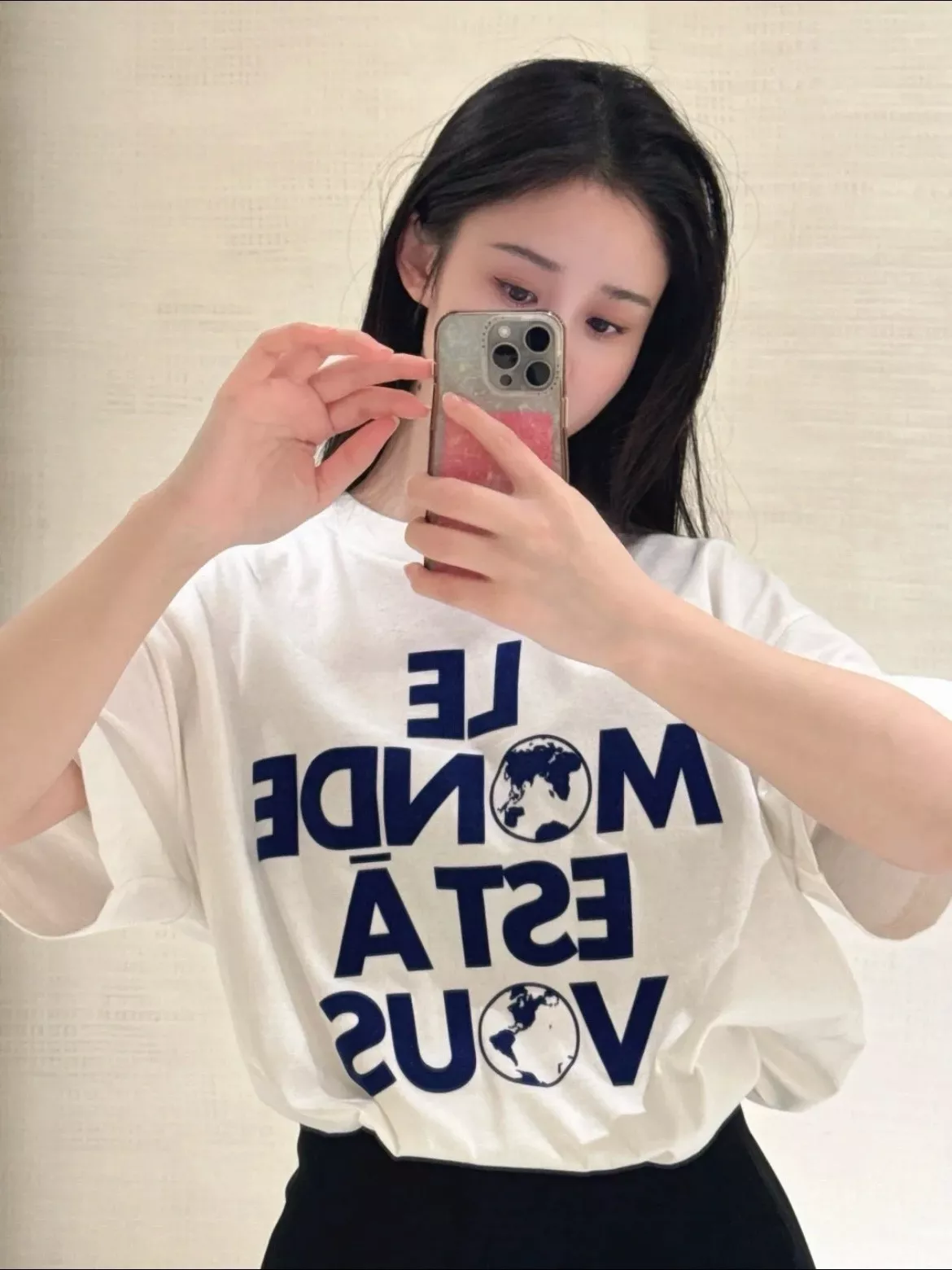 루이비통 지구 레터링 플록 반팔 상세 이미지 17