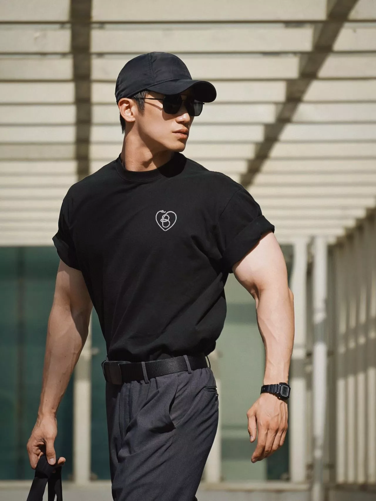 버버리 하트 레터 자수 반소매 탑 상세 이미지 15