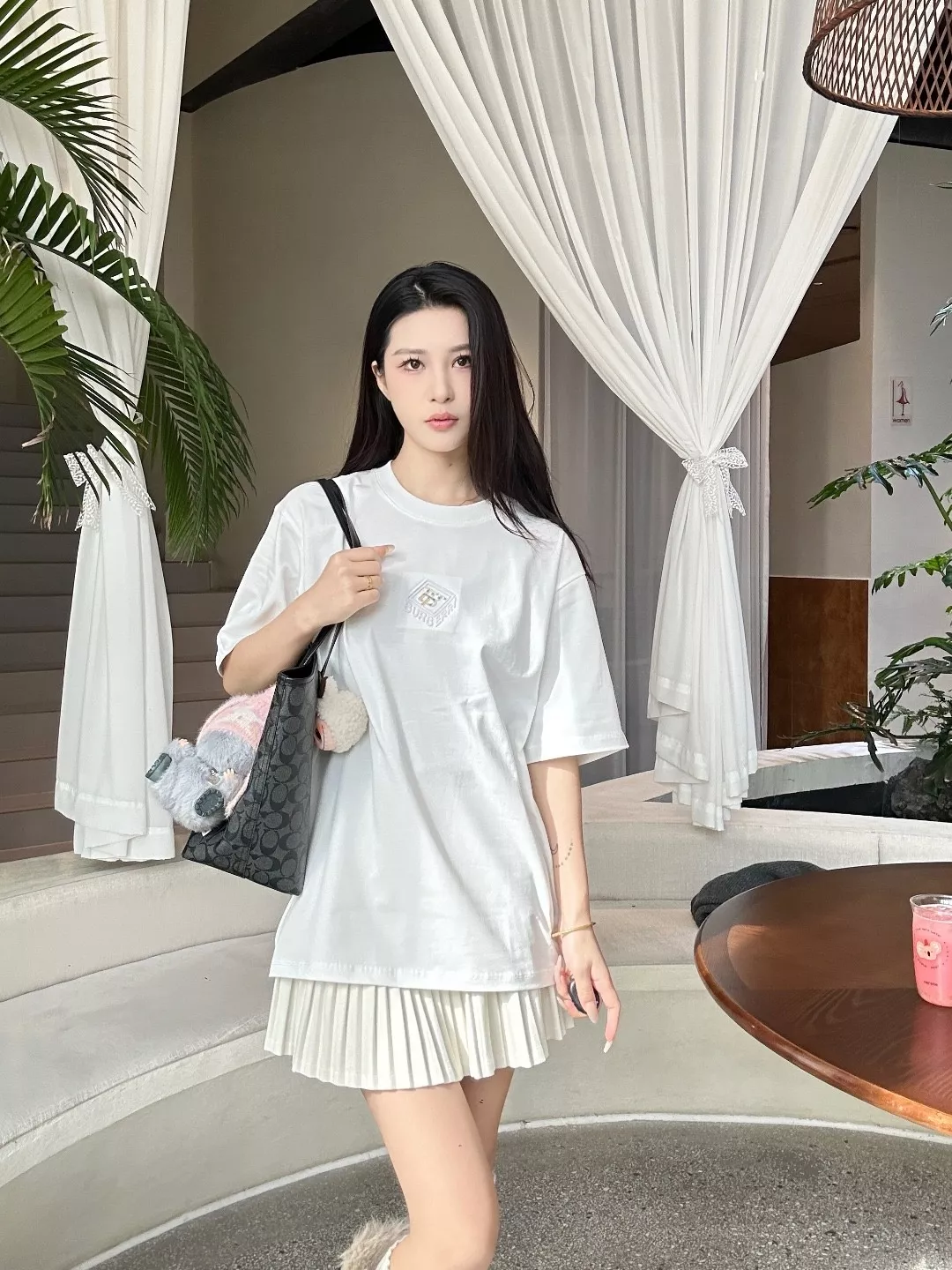 버버리 TB 격자 레터 엠보 반소매 티셔츠 상세 이미지 13