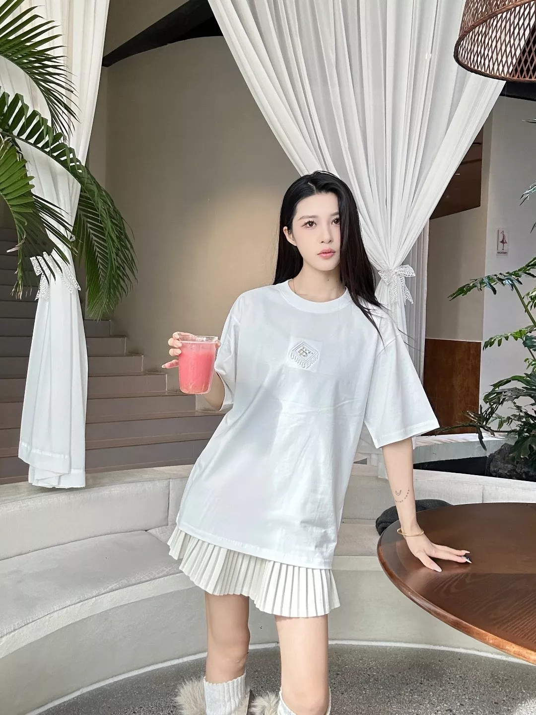 버버리 TB 격자 레터 엠보 반소매 티셔츠 상세 이미지 11
