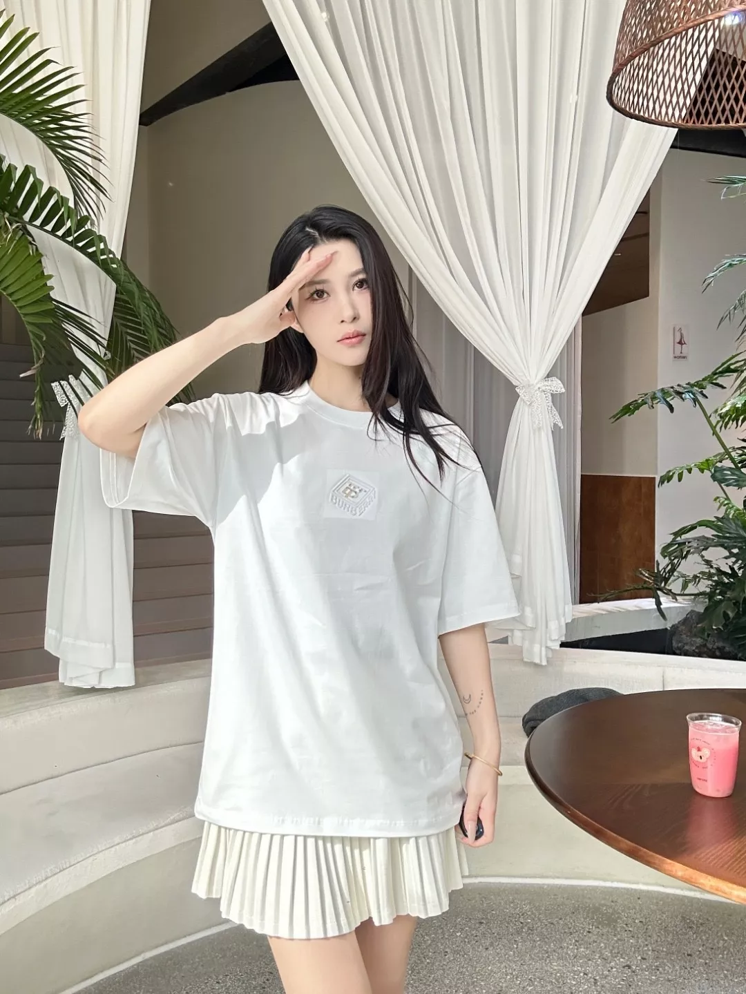 버버리 TB 격자 레터 엠보 반소매 티셔츠 상세 이미지 19