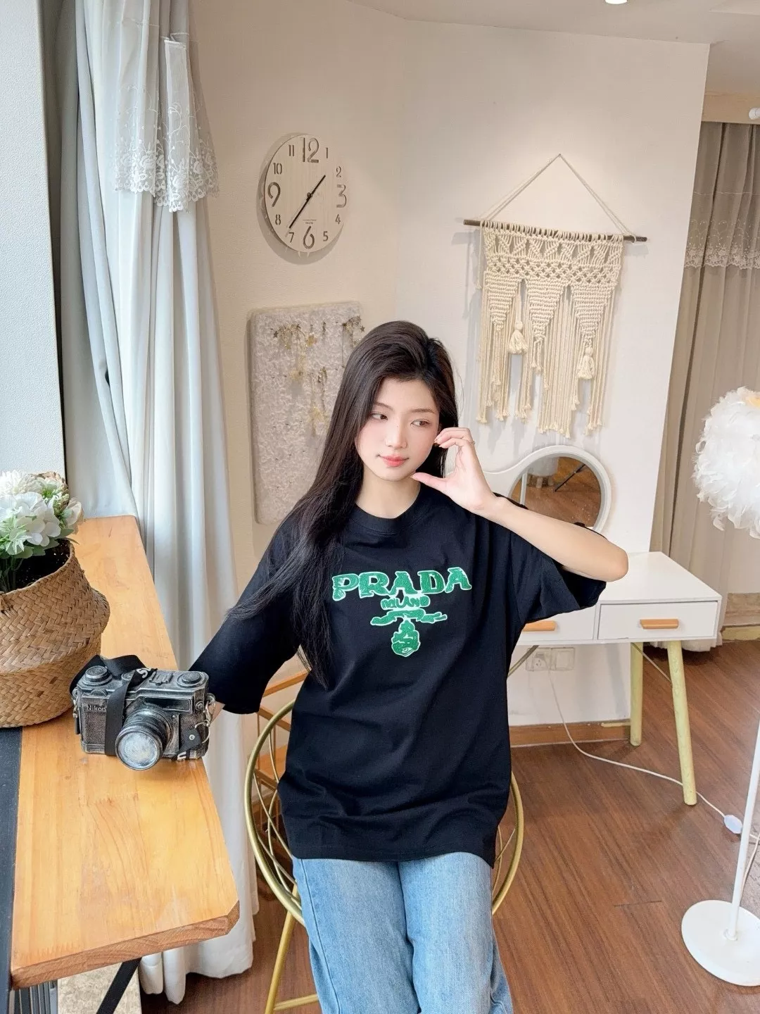 프라다 그린 레터 로고 프린트 반소매 상세 이미지 17