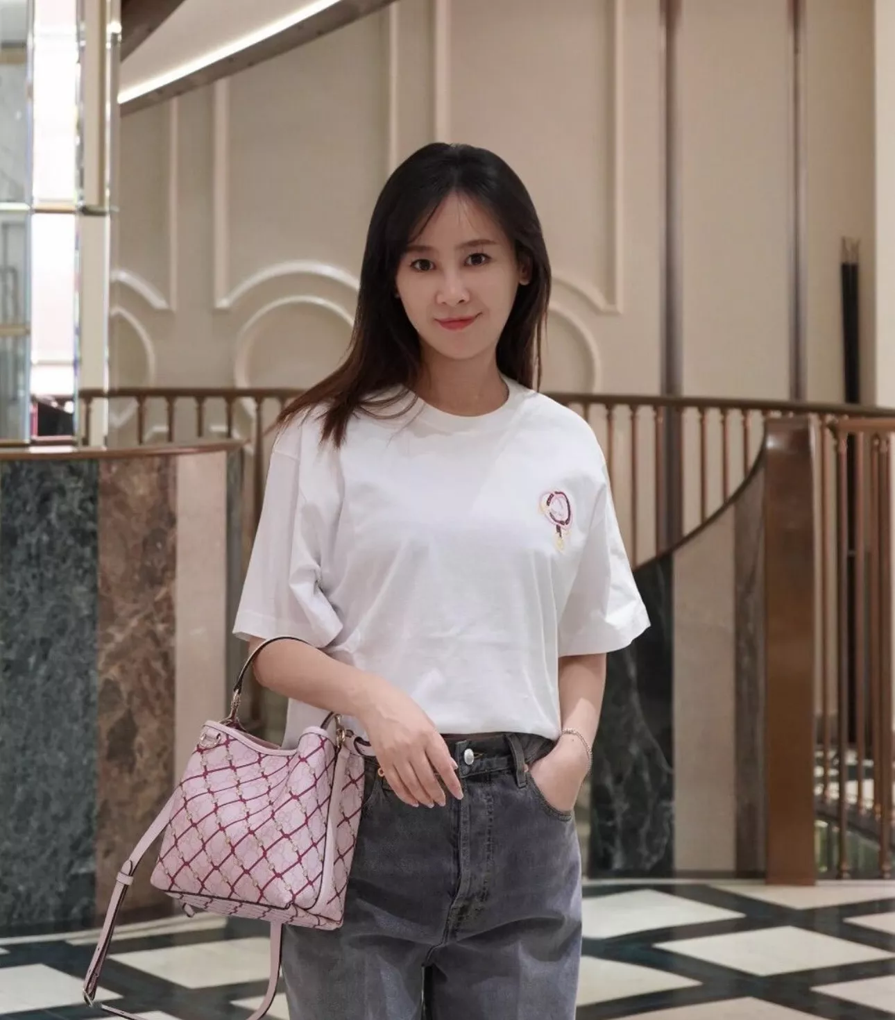 구찌 마년 한정 더블지 자수 반소매 탑 상세 이미지 17