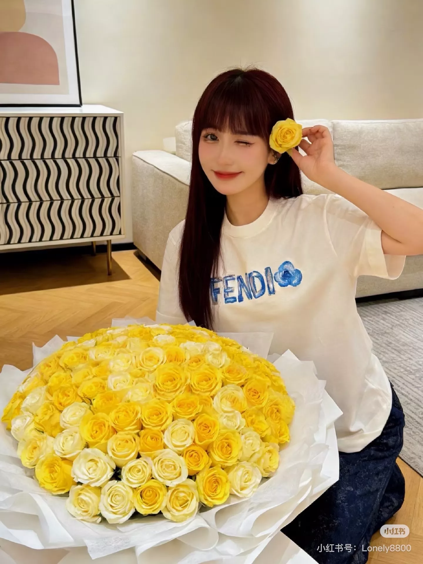 펜디 블루 레터 자수 반팔 탑 상세 이미지 13