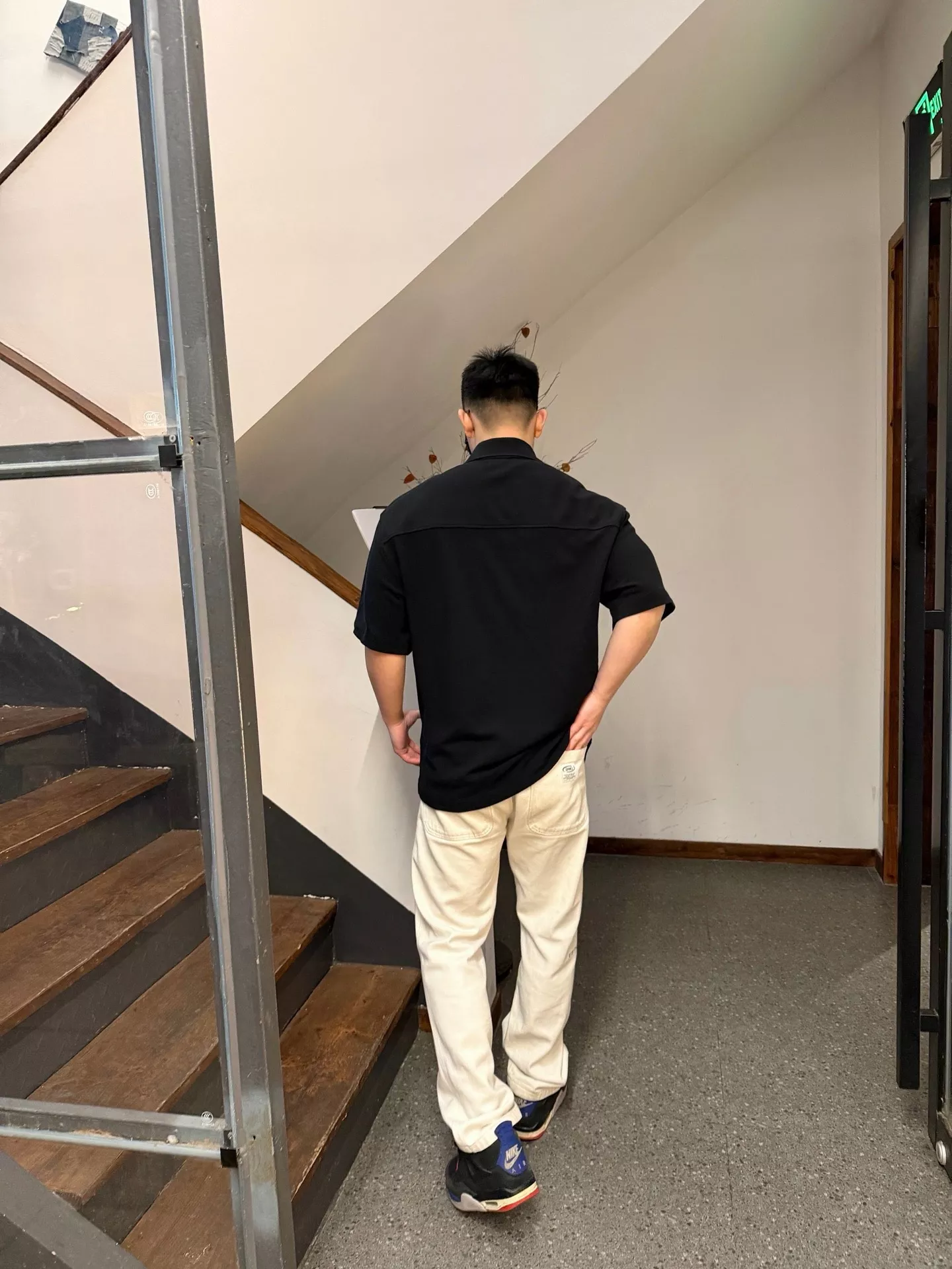 입생로랑 포켓 자수 오버핏 폴로 반소매 상세 이미지 15