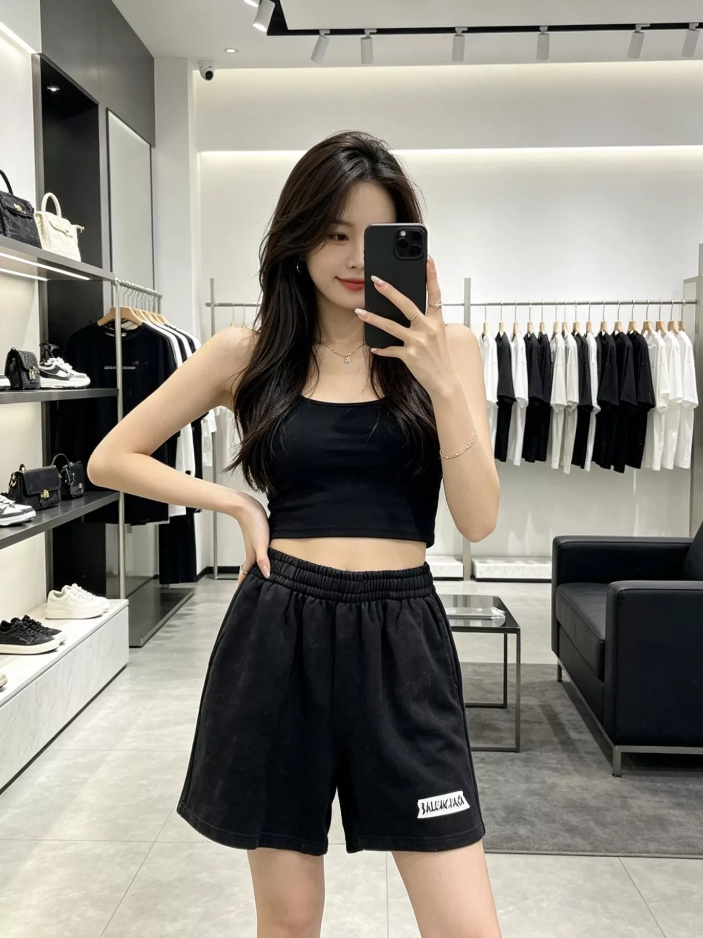 발렌시아가 테이프 레터 프린트 쇼츠 상세 이미지 12