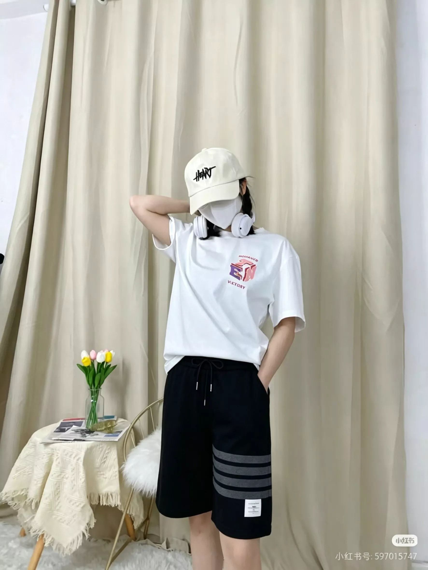 톰브라운 사선 포인트 밴딩 쇼트 팬츠 상세 이미지 16