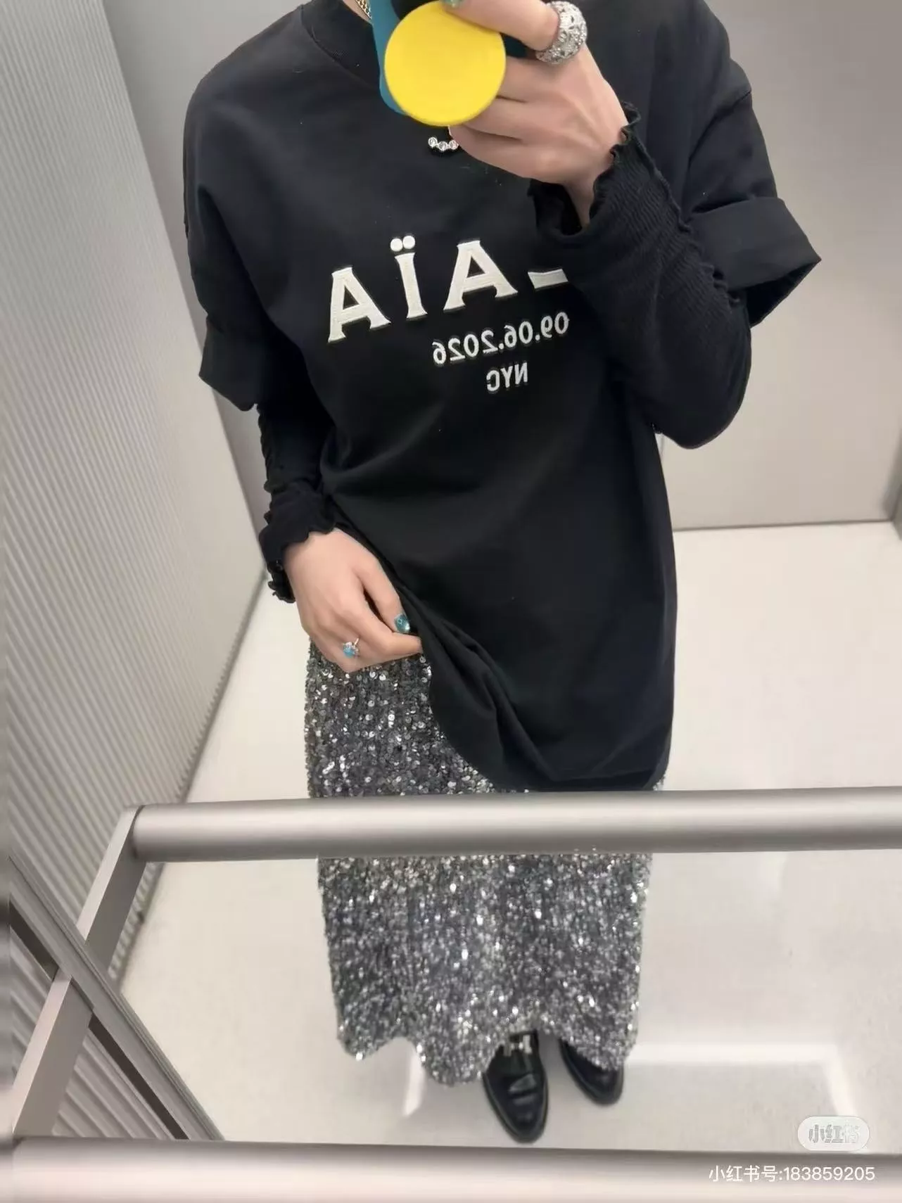 알라이아 미니멀 레터링 로고 반팔 탑 상세 이미지 11