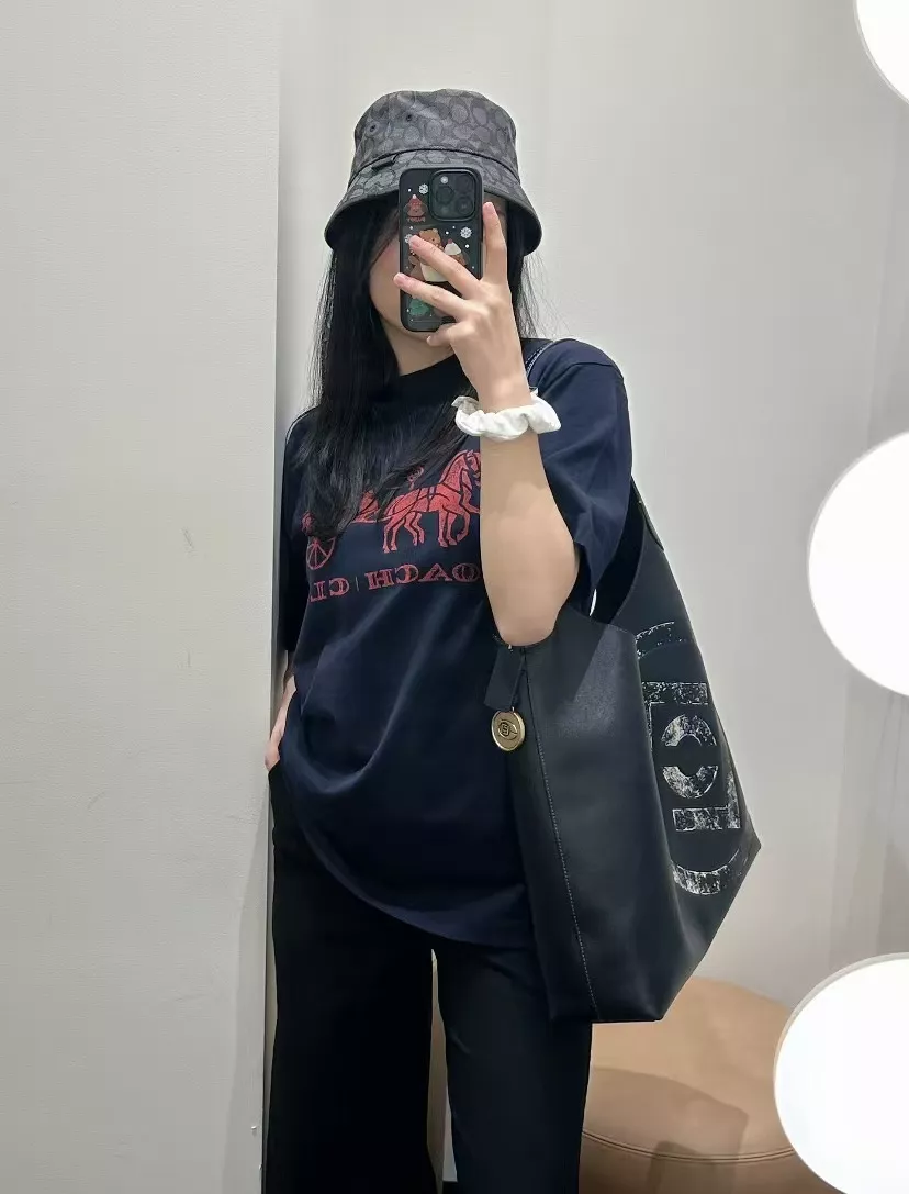 코치 클롯 협업 마차 프린트 반팔 상세 이미지 13