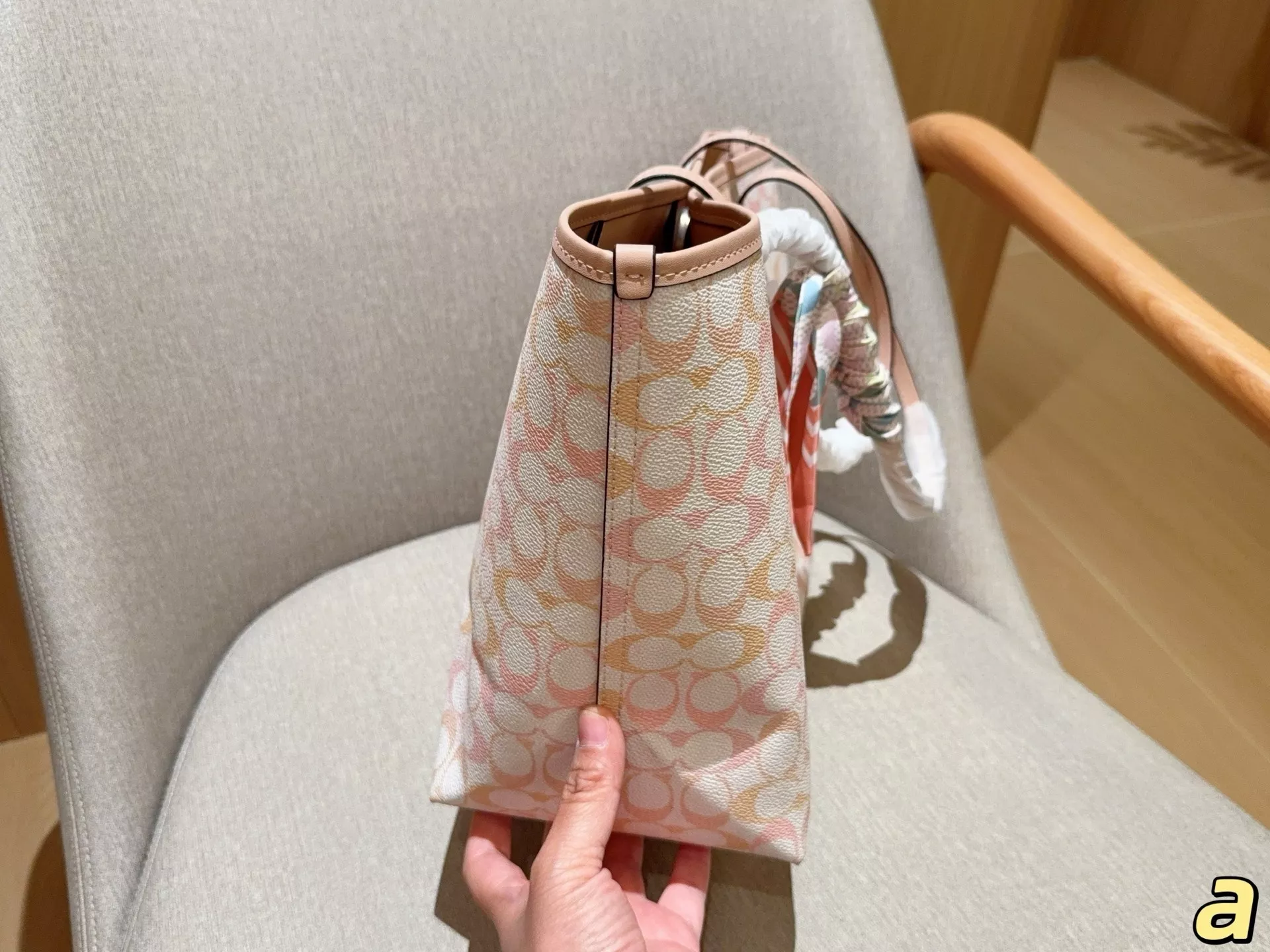 코치 시티 토트 쇼핑백 상세 이미지 5