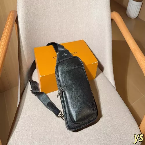 루이비통 남성 가죽 슬링백
