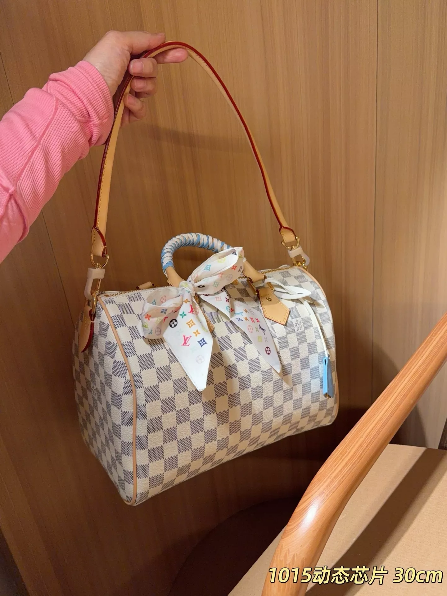 루이비통 다미에 화이트 스피디 스타일 백 상세 이미지 3