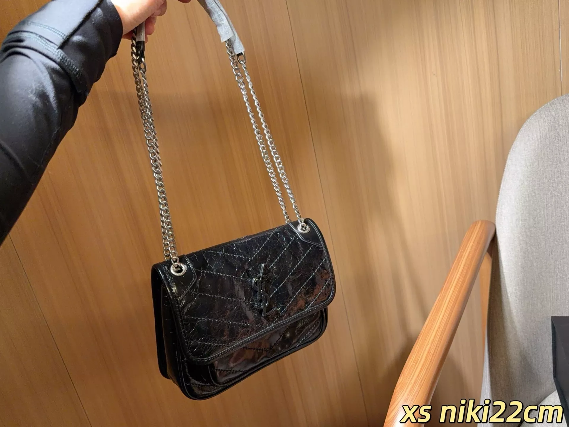 입생로랑 클래식 니키 체인백 상세 이미지 3