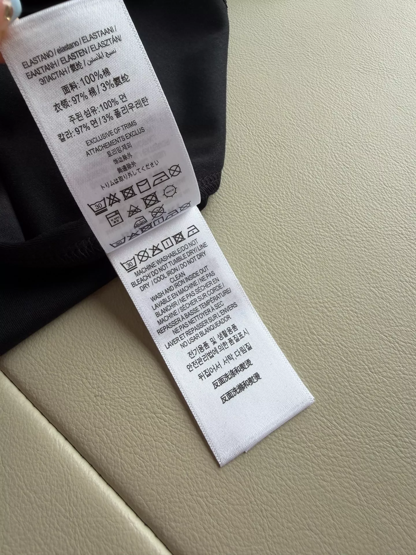버버리 금속 전마 로고 라운드 반팔 상세 이미지 28