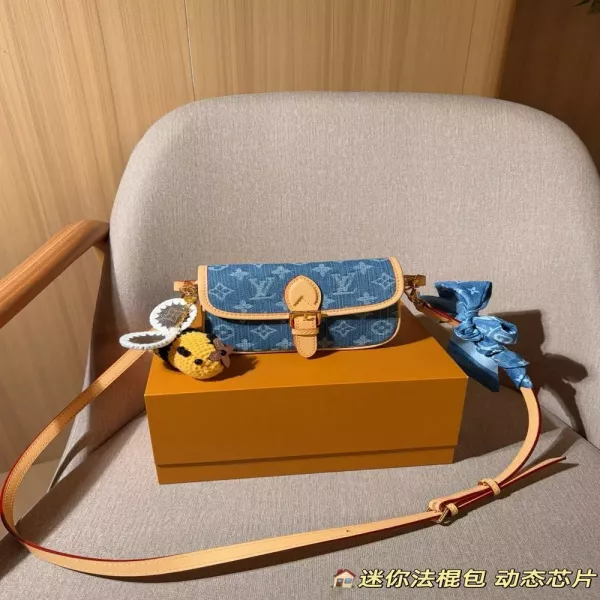 루이비통 데님 미니 숄더백