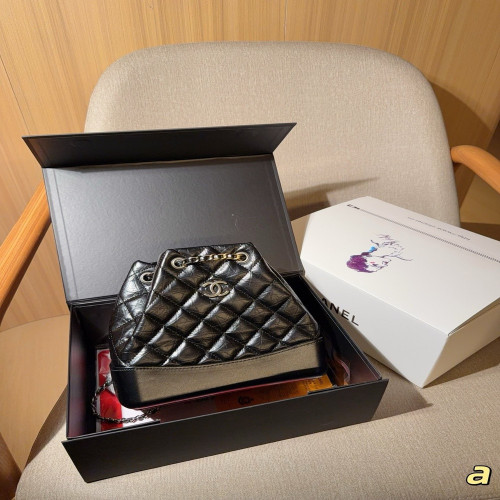 샤넬 가브리엘 드로스트링 백팩