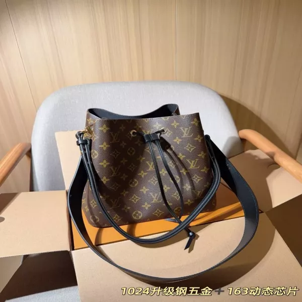 루이비통 네오노에 모노그램 숄더백