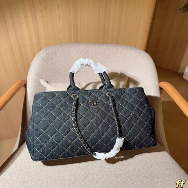 샤넬 퀼팅 데님 토트백