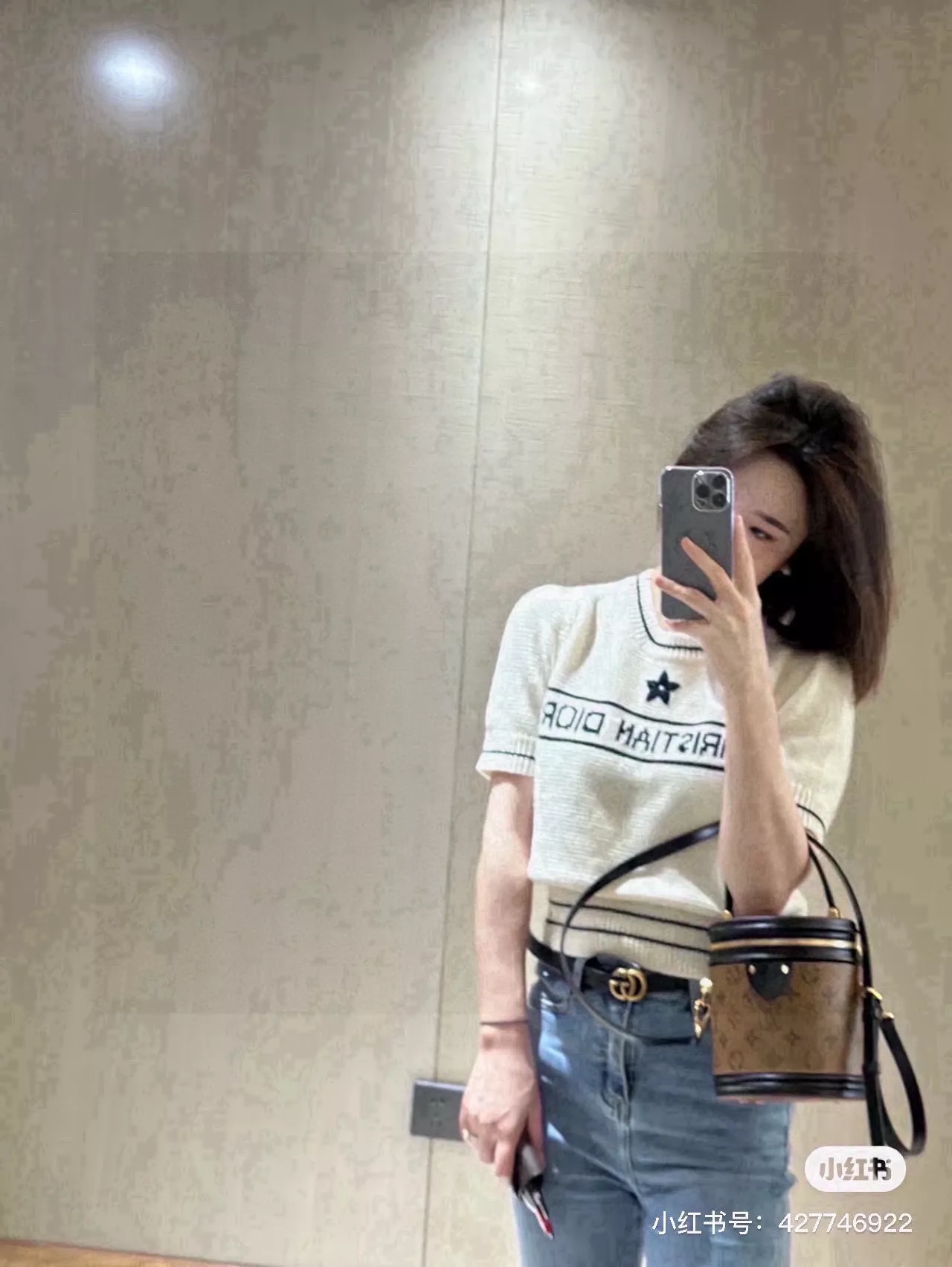 루이비통 모노그램 원통형 미니 체인백 상세 이미지 10