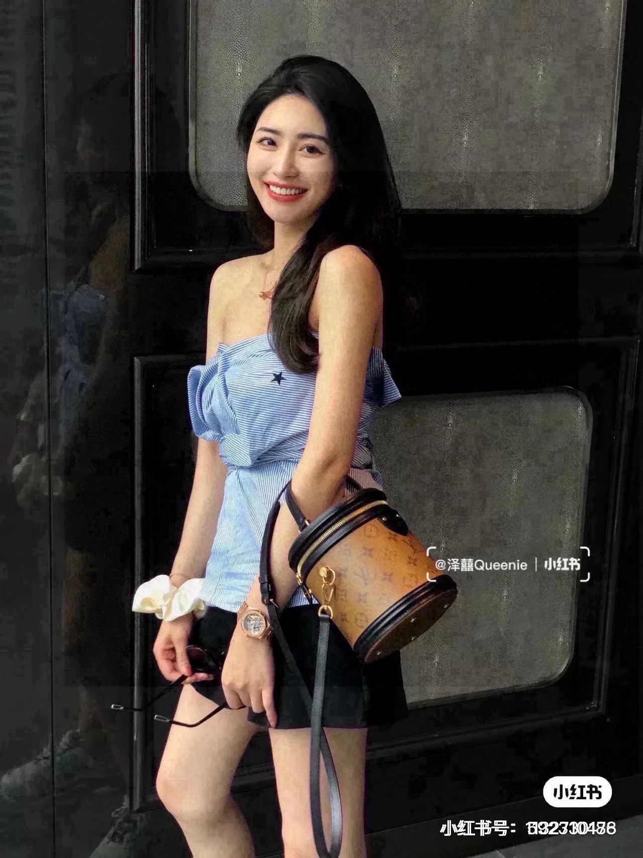 루이비통 모노그램 원통형 미니 체인백 상세 이미지 15