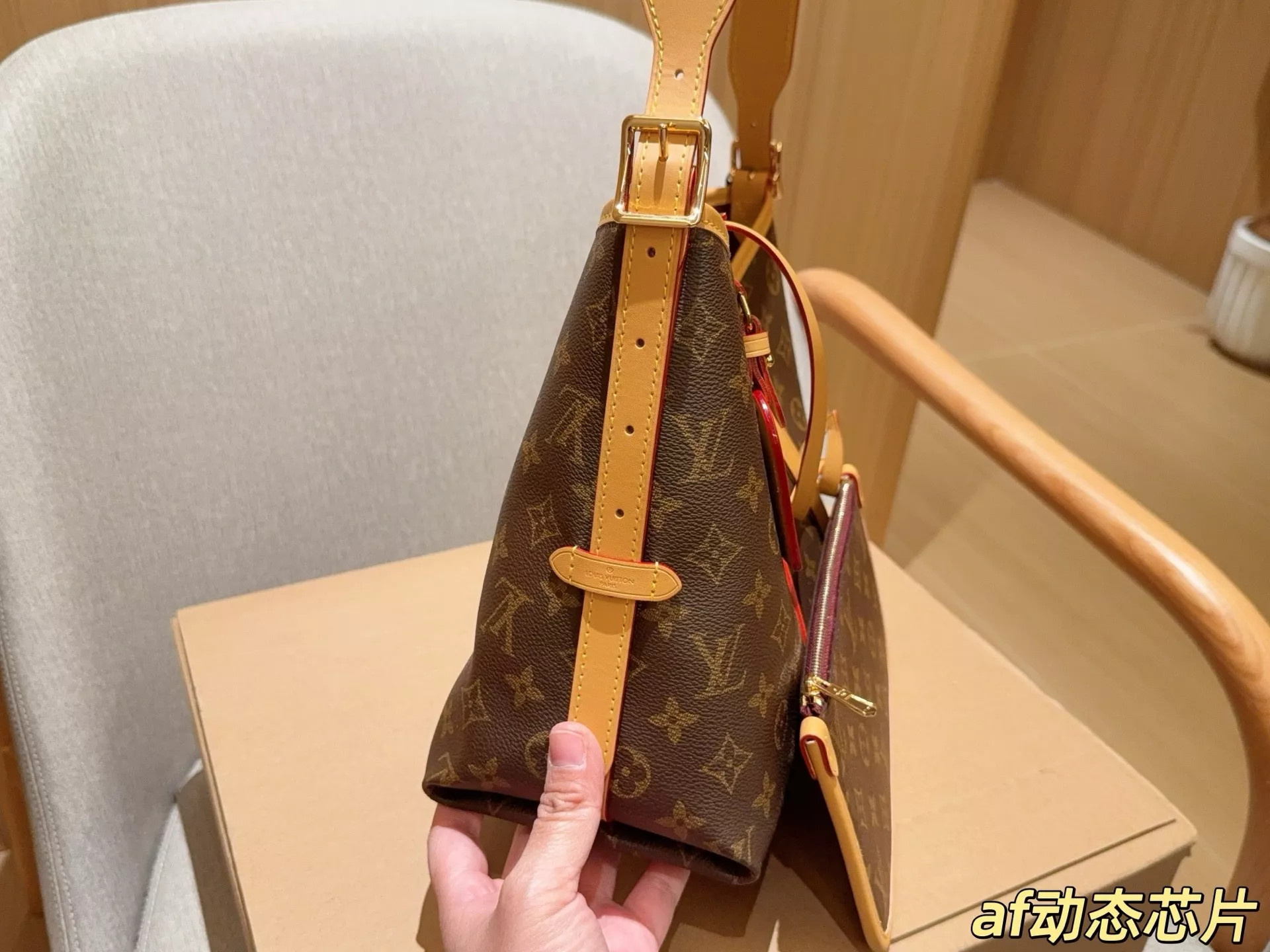 루이비통 쇼핑 토트 스타일 자모 가방 상세 이미지 6
