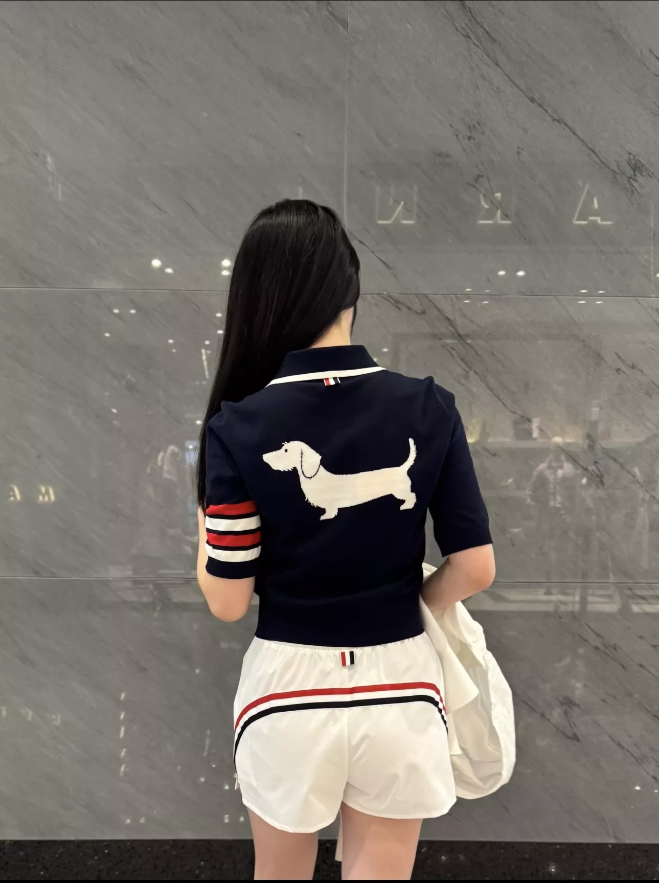톰브라운 삼색 스트라이프 강아지 반소매 폴로 상세 이미지 19