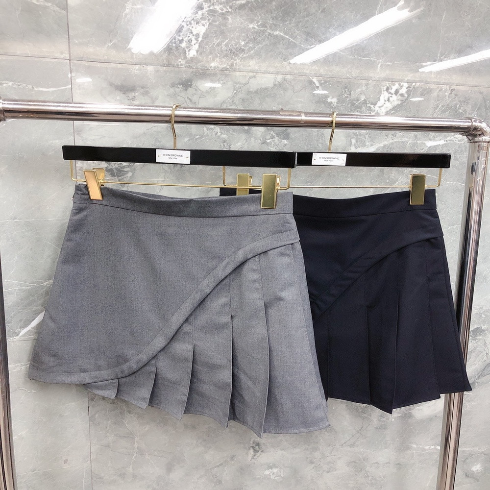 톰브라운 비대칭 플리츠 포인트 스커트