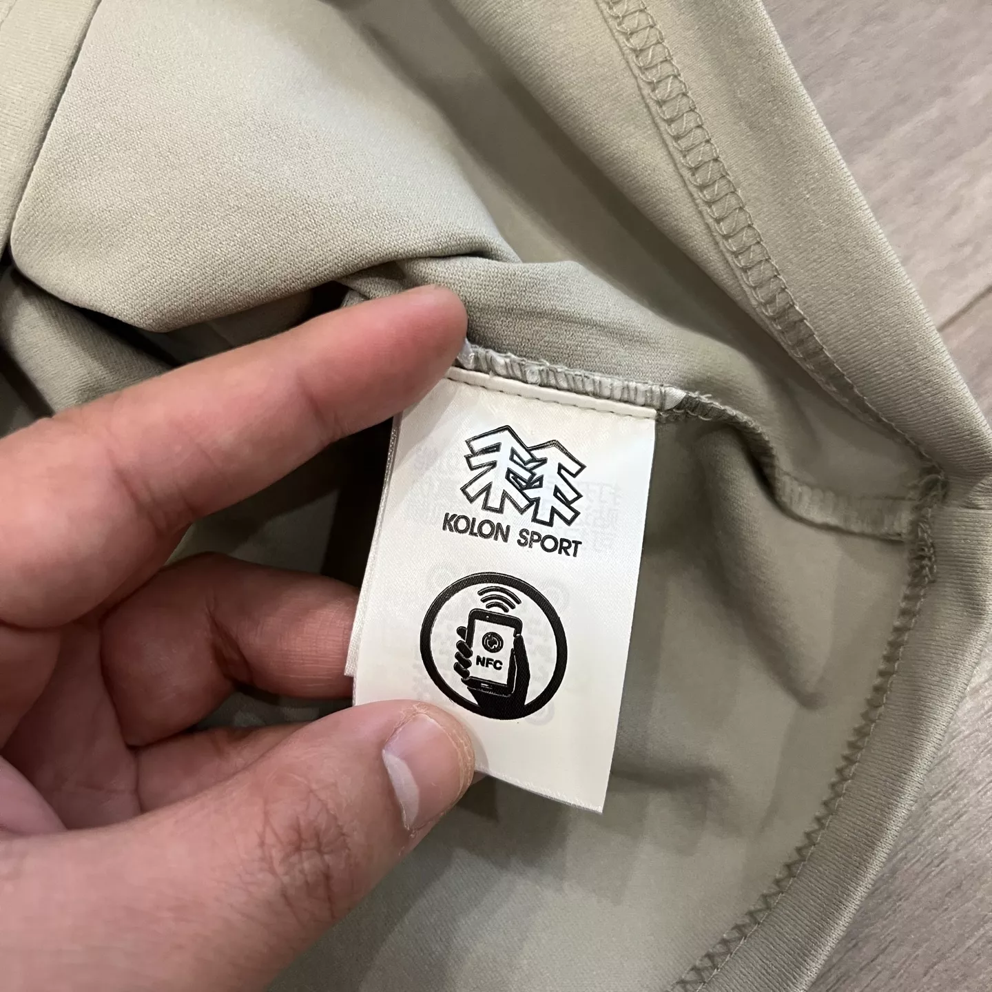 코오롱스포츠 반집업 카라 긴소매 티셔츠 상세 이미지 10