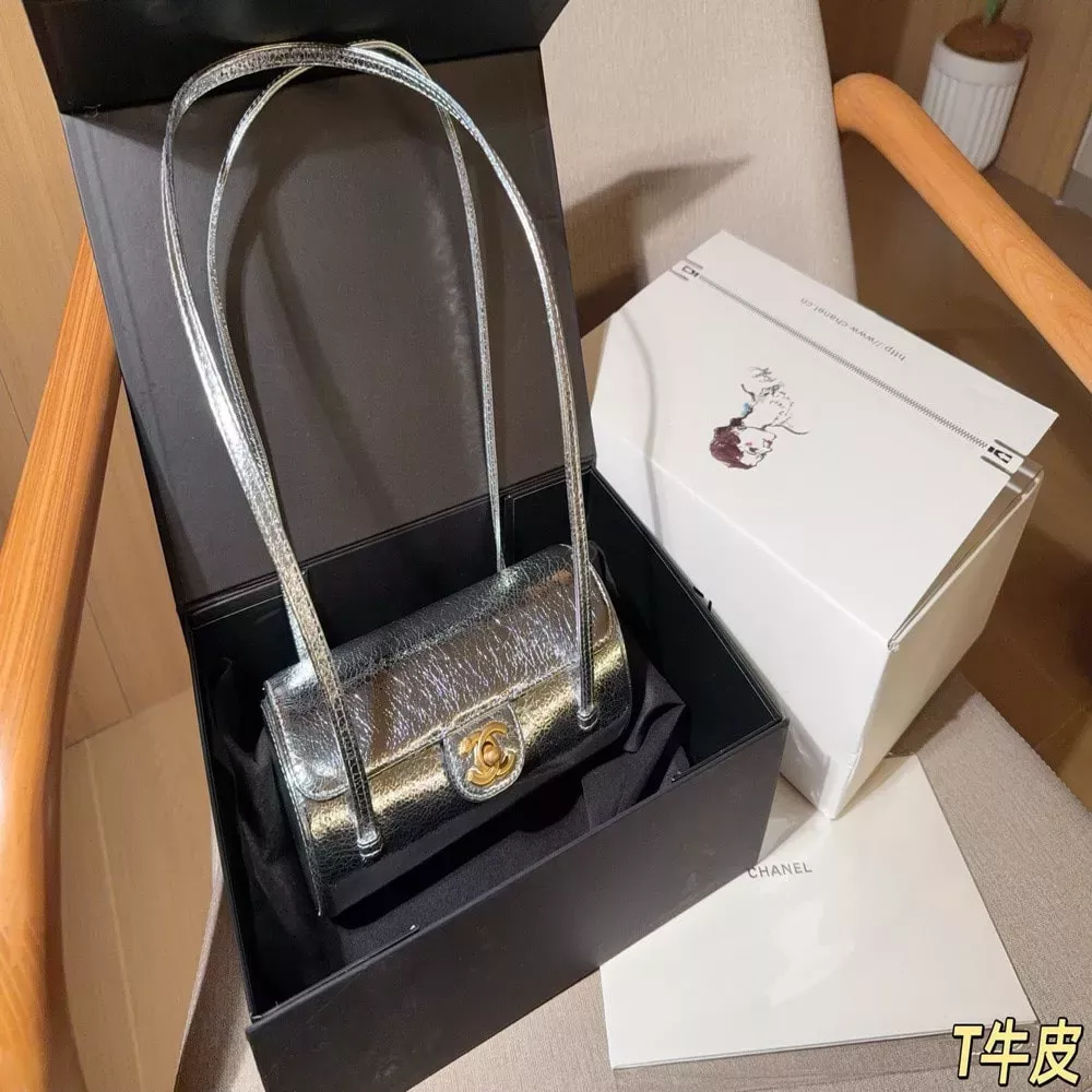 샤넬 원통형 언더암 백