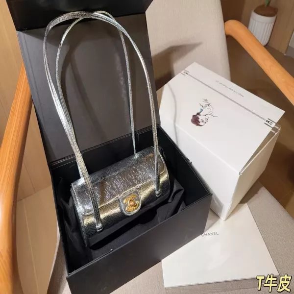 샤넬 원통형 언더암 백