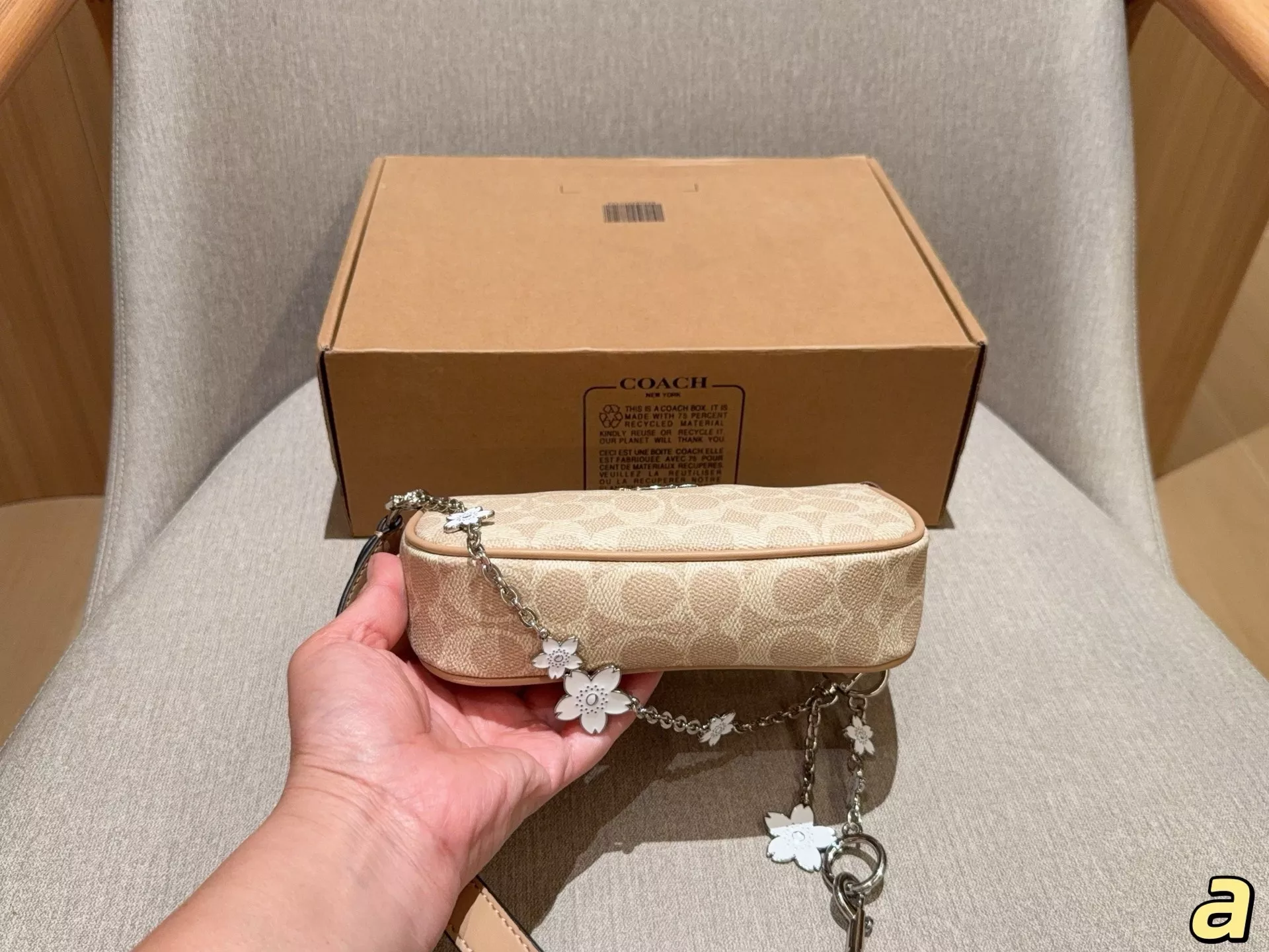 코치 클래식 패턴 체인 숄더 스타일 백 상세 이미지 6