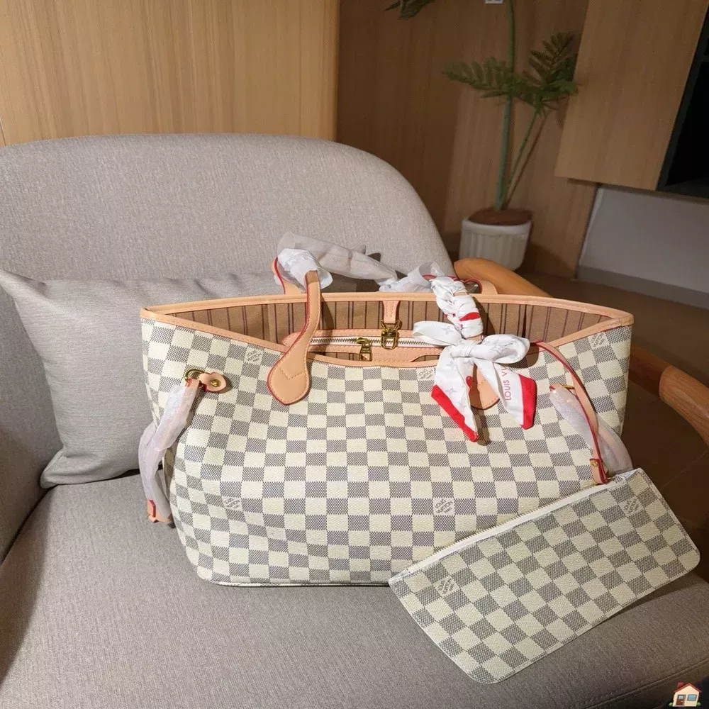 루이비통 다미에 체크 패턴 쇼핑백