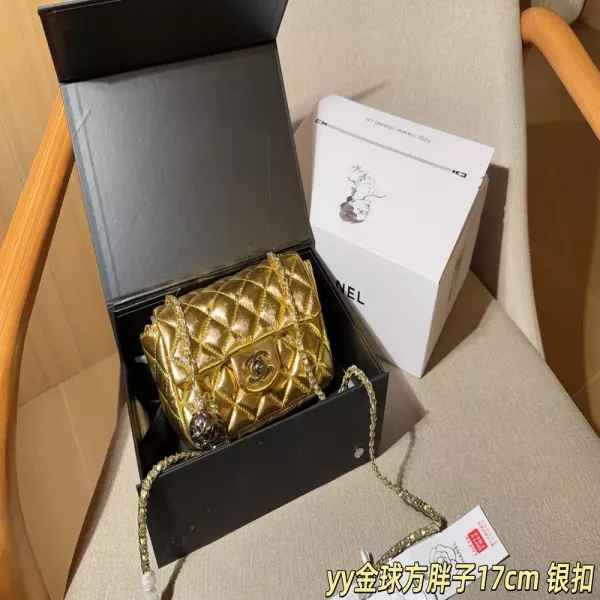 샤넬 금장 체인 퀼팅 백
