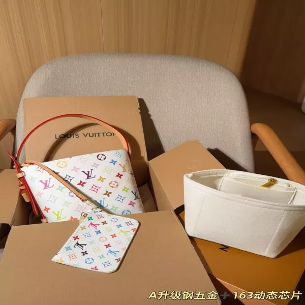 루이비통 멀티컬러 드로우스트링 버킷백