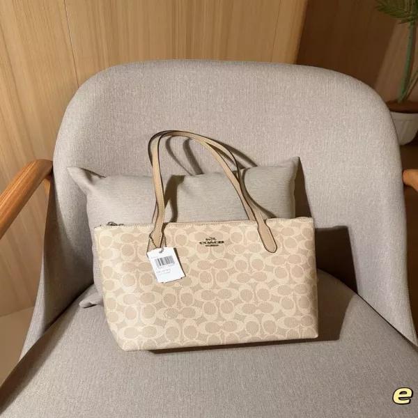 코치 피오나 집 토트백