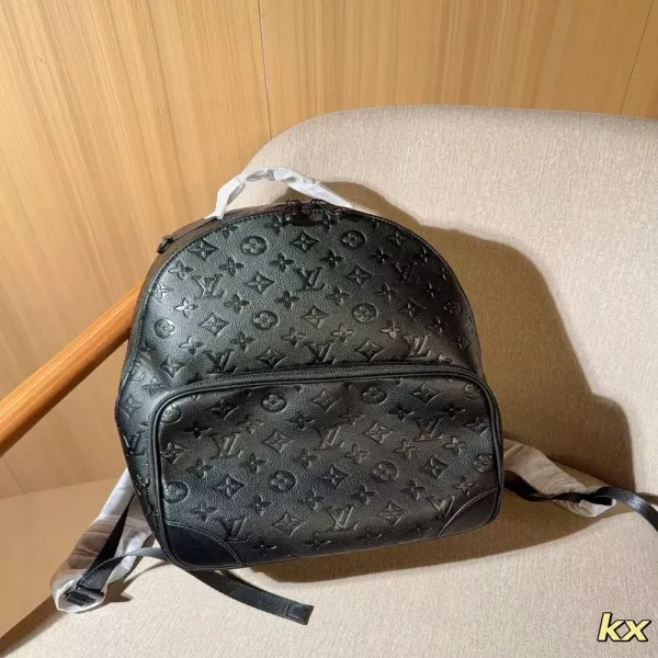 루이비통 디스커버리 엠보 백팩