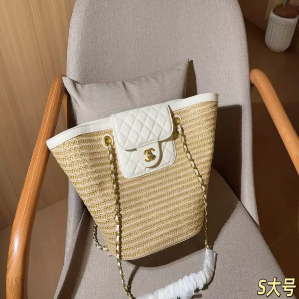 샤넬 라피아 짜임 바스켓 비치백