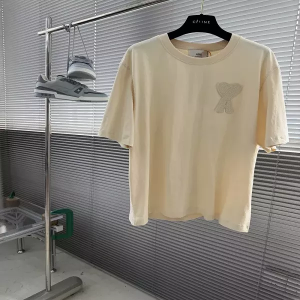 아미 하트 로고 크로셰 반소매 상의