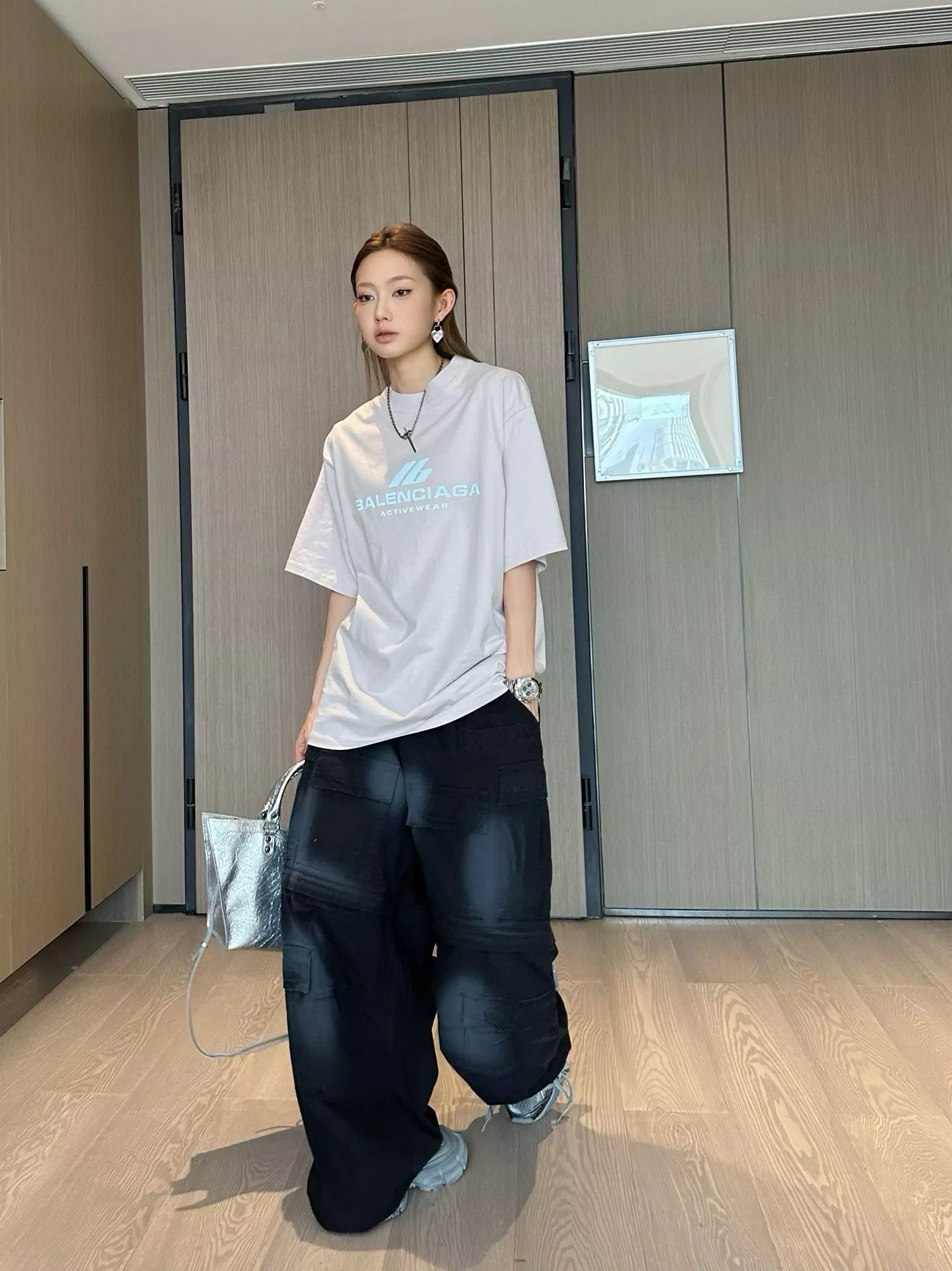 body_169d8b9e78296f09.webp
