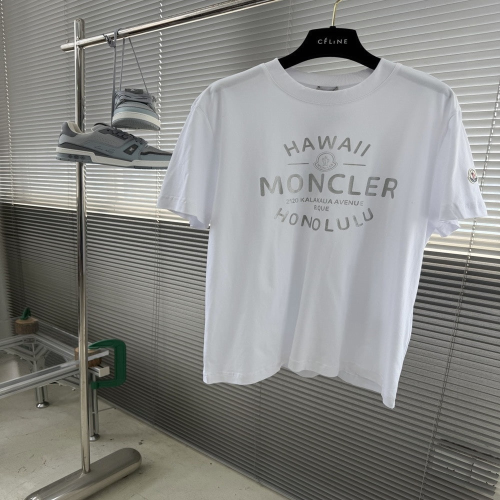 몽클레어 레터링 엠블럼 프린트 반팔 티셔츠