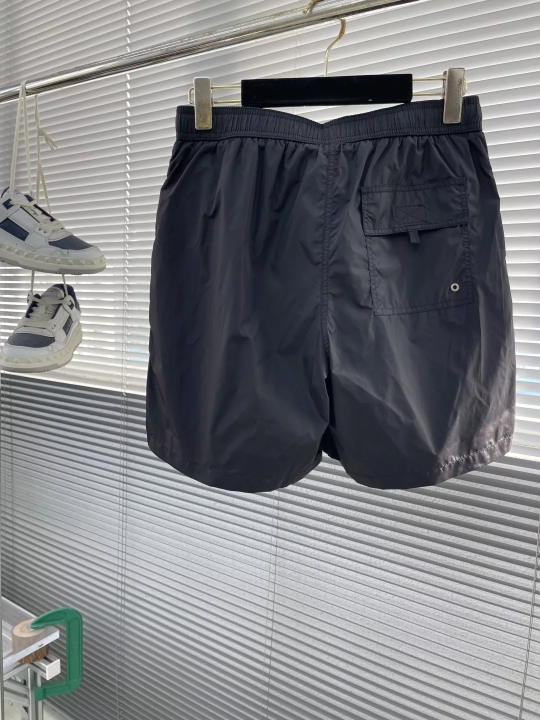 버버리 로고 자수 테크 원단 스포츠 반바지 상세 이미지 9