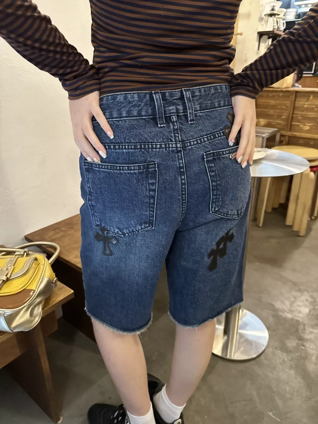 크롬하츠 크로스 패치 워싱 데님 하프 팬츠 상세 이미지 14
