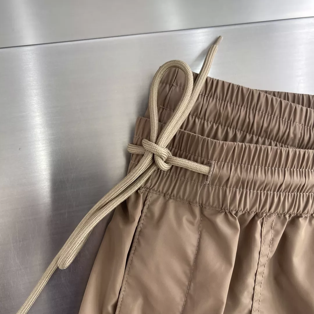 프라다 나일론 멀티포켓 카고 반바지 상세 이미지 13